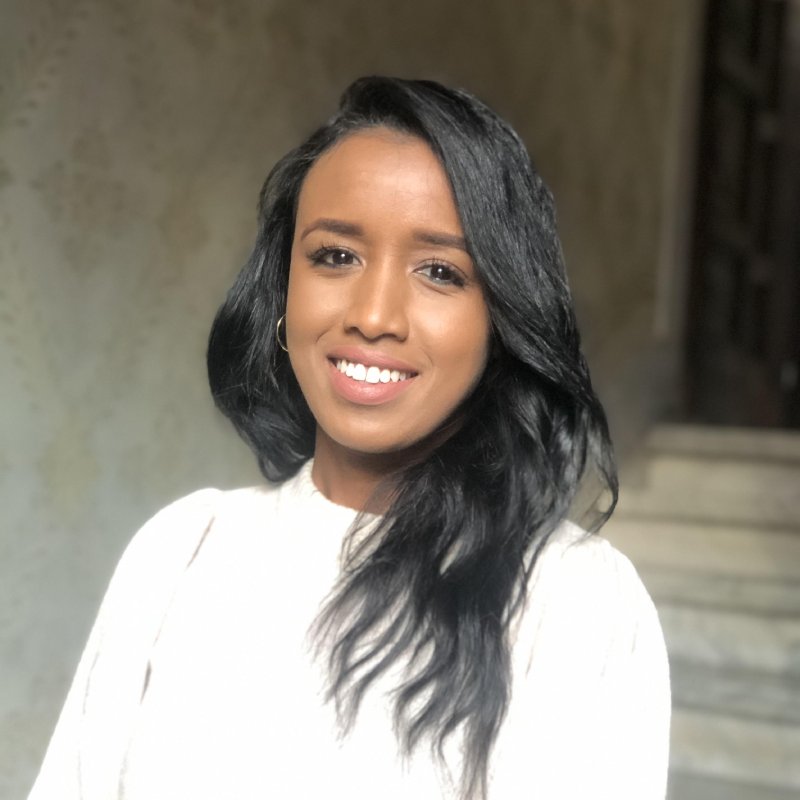 Leila Ismail Lees Associate PR Director Leila Ismail Lees Associate PR Director
